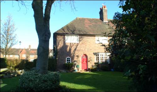 23 Neale Close